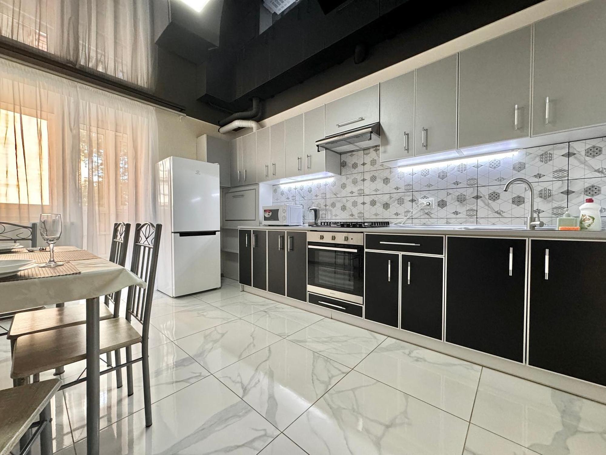 Apartpoltava 2 Окремі Кімнати, Новобудова, Два Великих Ліжка Центр, Корпусний Сад Extérieur photo