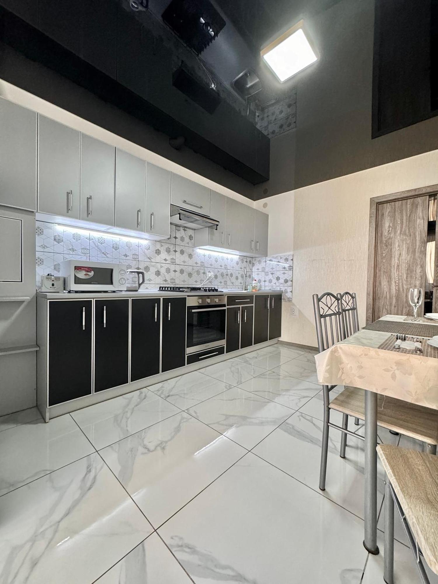 Apartpoltava 2 Окремі Кімнати, Новобудова, Два Великих Ліжка Центр, Корпусний Сад Extérieur photo